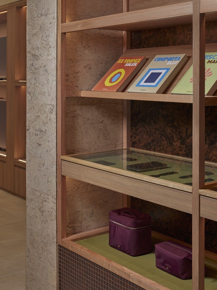 Luggage Store Interior Furniture Custom Luggage Store Interior Furniture Custom